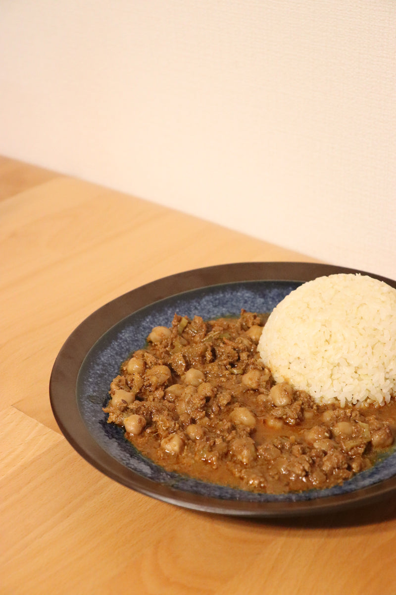 ひよこ豆と香味野菜の入った粗挽きマトンキーマ | warung